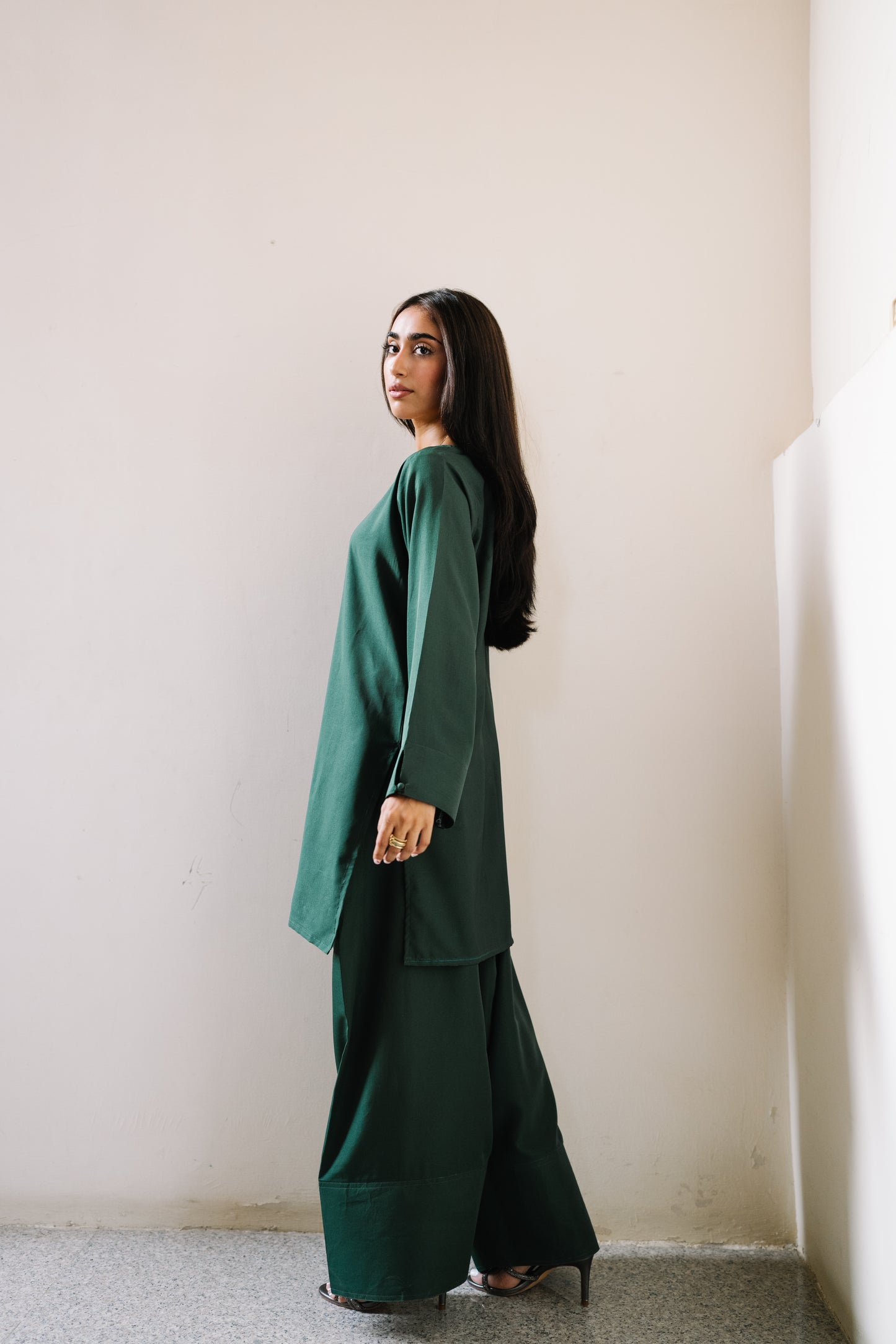 Emerald Farshi-2pc